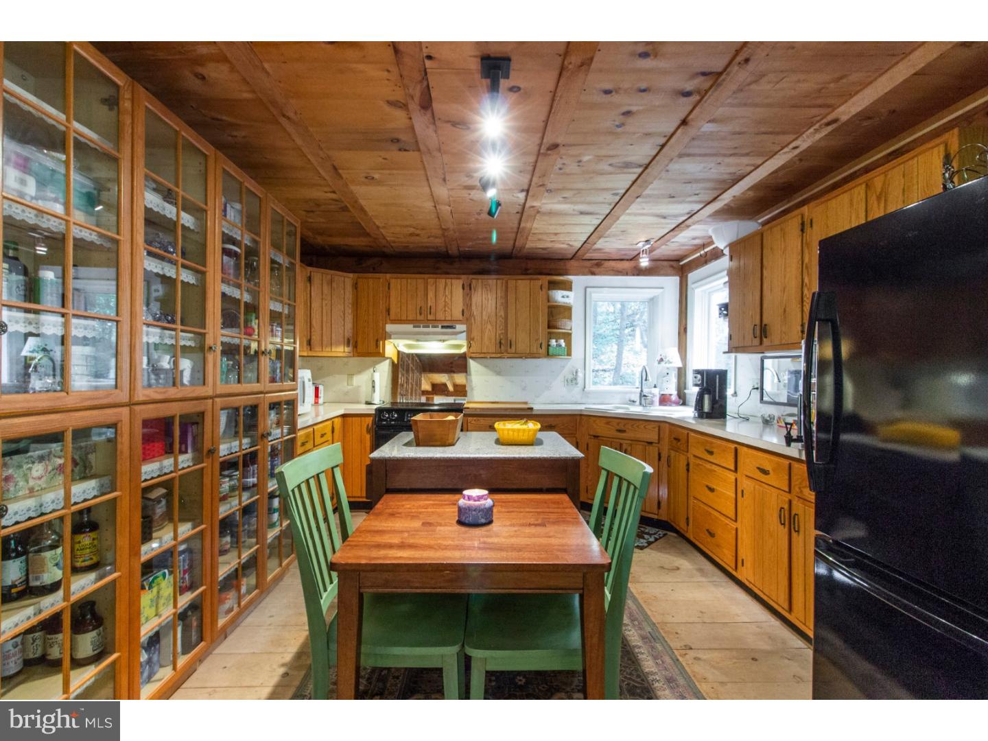 941 Western Road Phoenixville, PA 19460 - Photo 10 of 25 Gallery Image 10