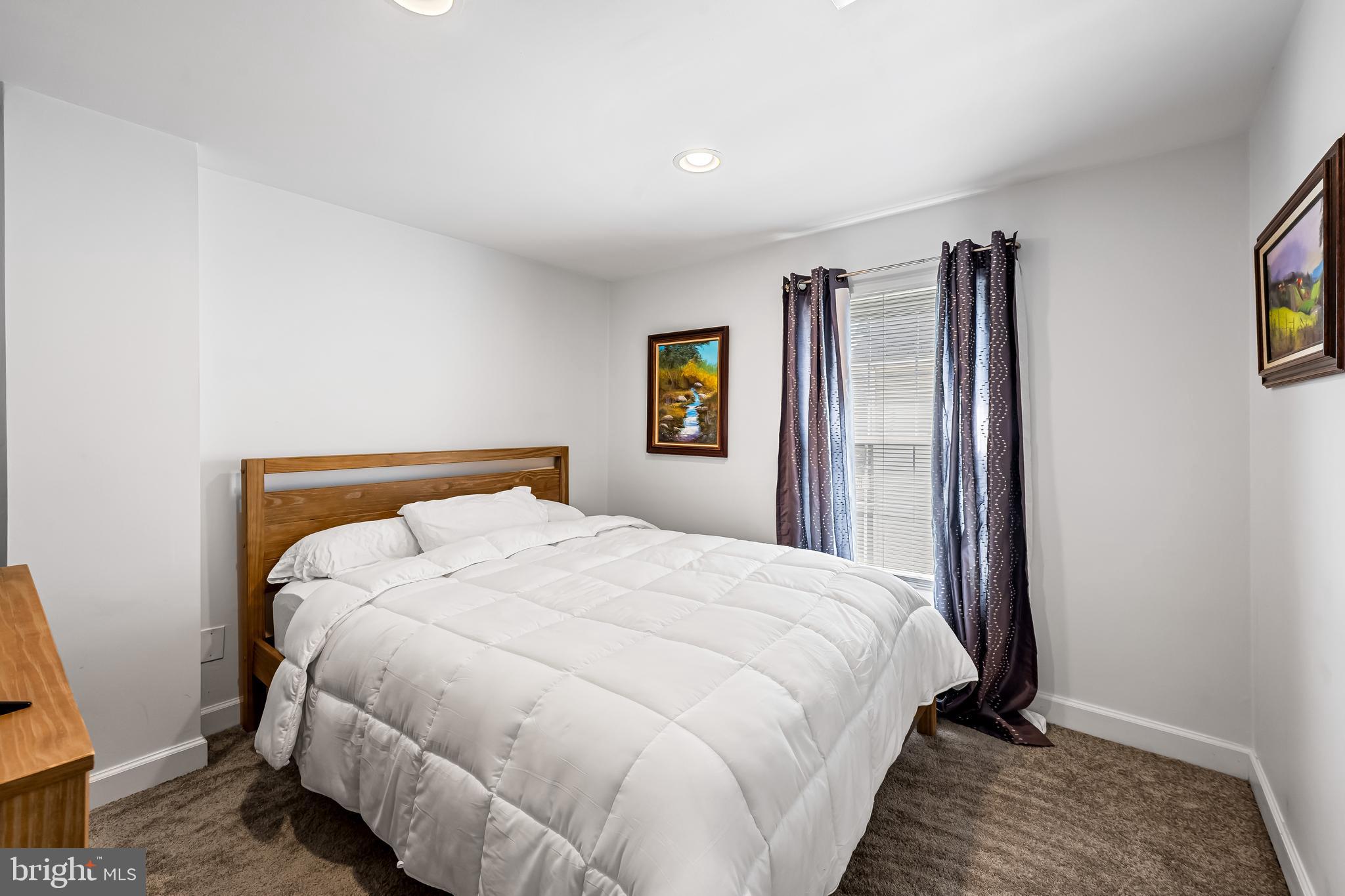 6045 Falls Road Baltimore, MD 21209 - Photo 19 of 32