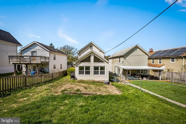 $385,000 | 6045 Falls Road, Baltimore, MD 21209