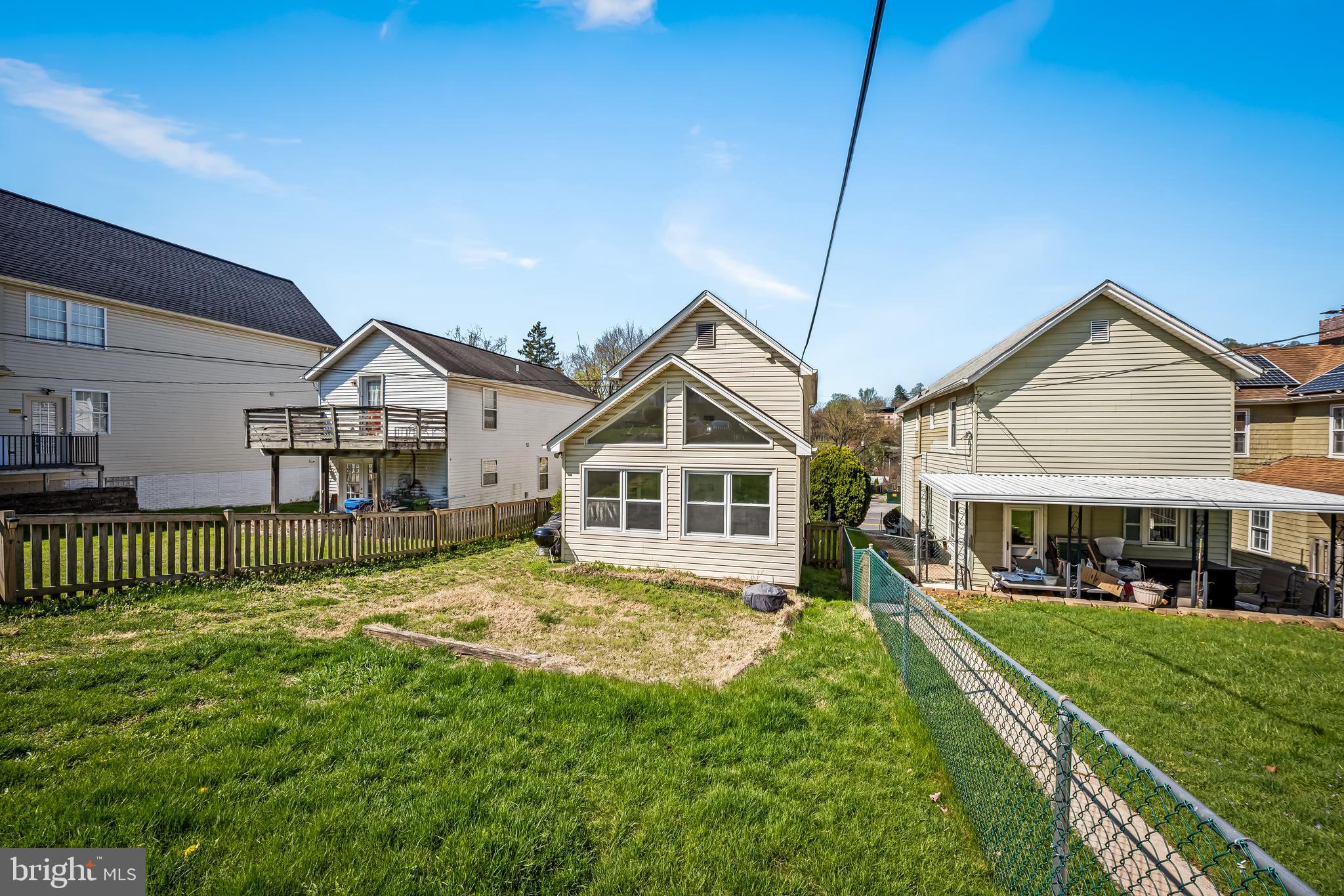 6045 Falls Road Baltimore, MD 21209 - Photo 25 of 32