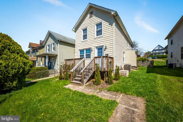 $385,000 | 6045 Falls Road, Baltimore, MD 21209