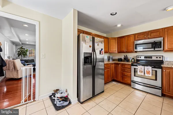 $385,000 | 6045 Falls Road, Baltimore, MD 21209