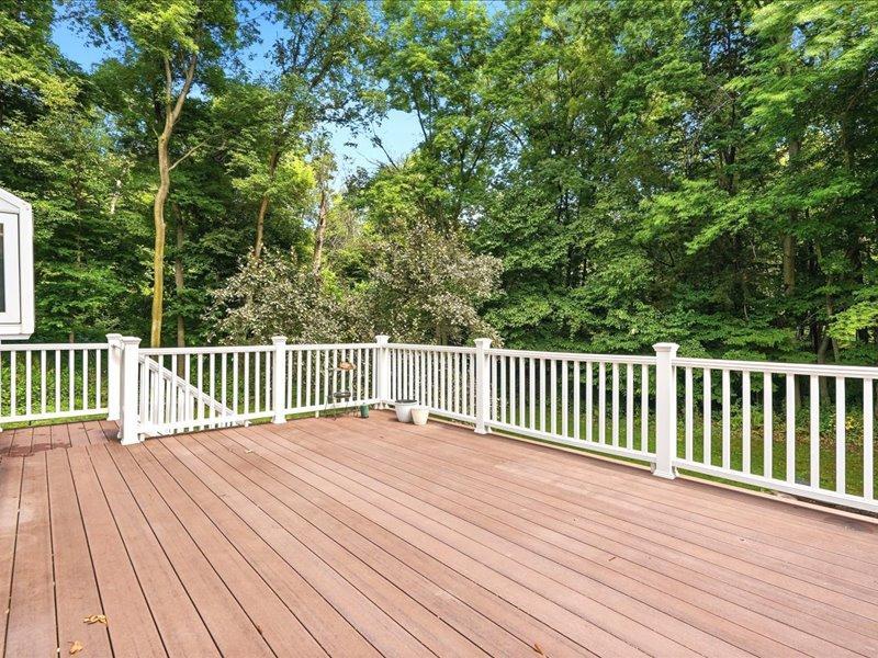 9331 Cedar Forest Road Eden Prairie, MN 55347 - Photo 37 of 41
