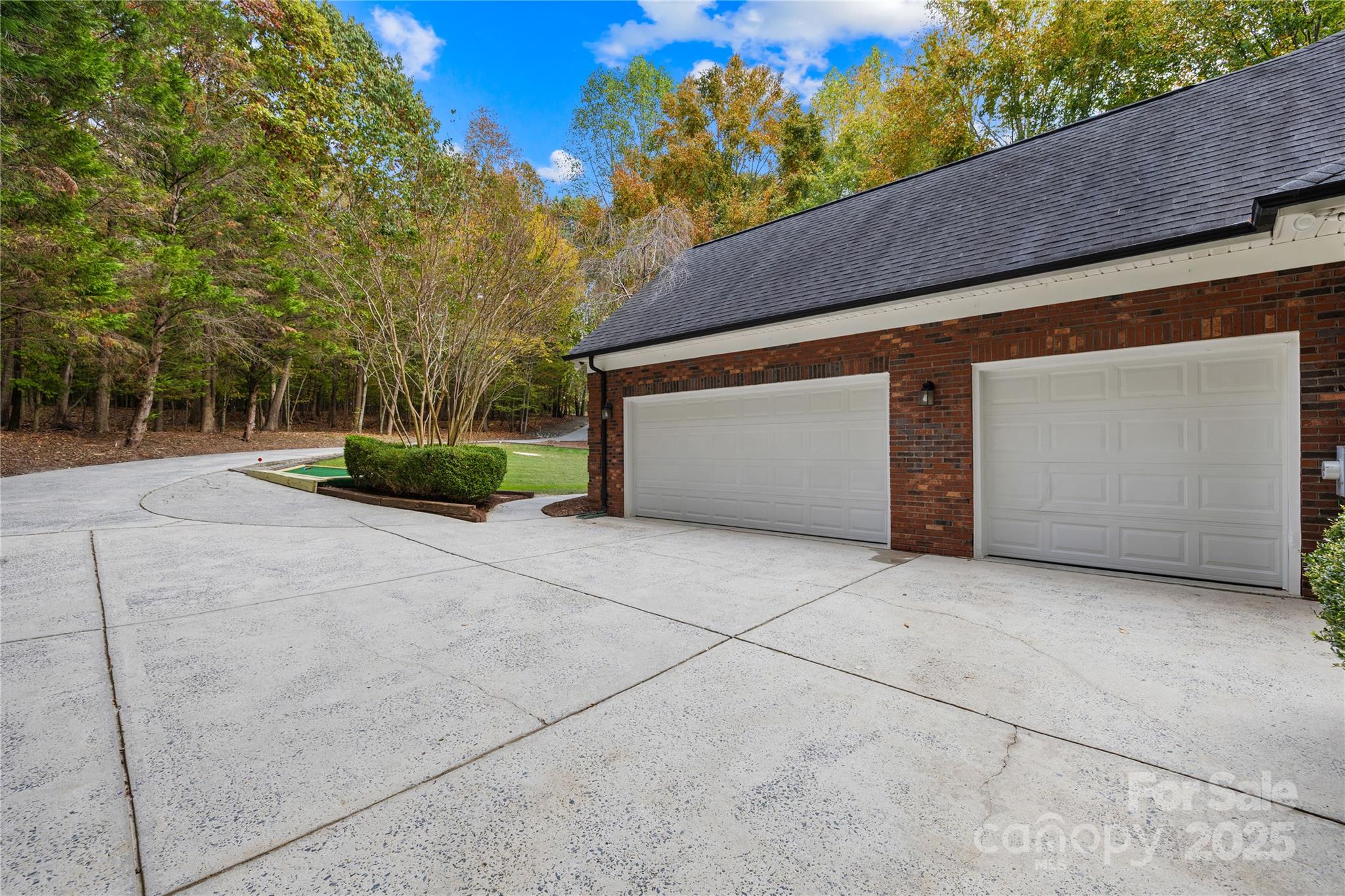 11113 Asbury Chapel Road Huntersville, NC 28078 - Photo 34 of 40 a view of backyard and tree