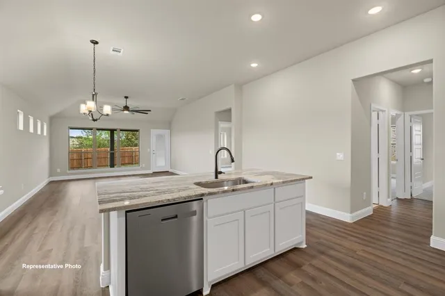 $415,000 | 448 Mcalpine, Springtown, TX 76082