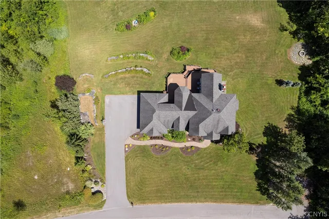 $1,150,000 | 4020 Deer Crossing, Manlius, NY 13104