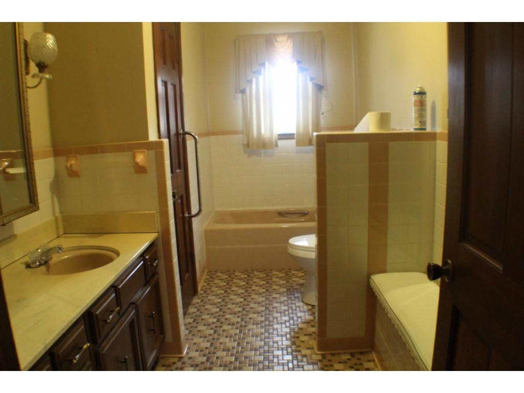 500 Colonial Road Rogersville, TN 37857 - Photo 15 of 25 Bath