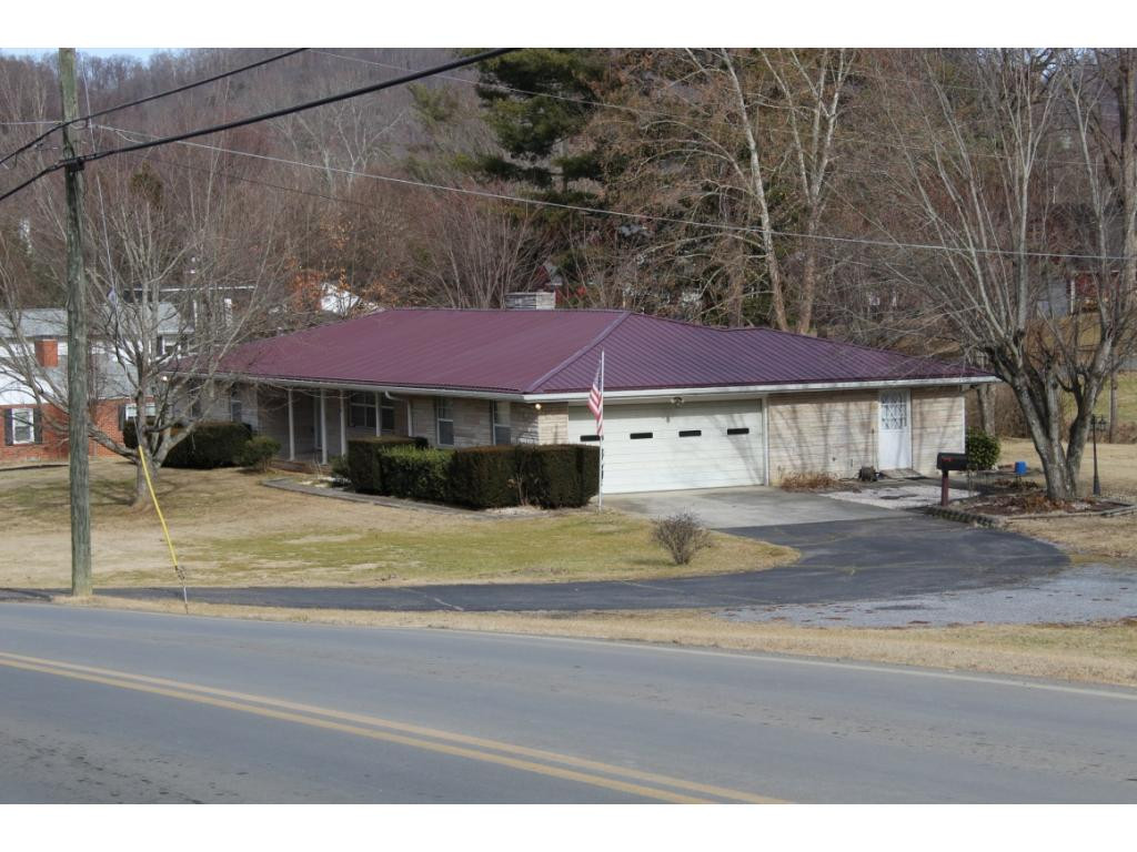 500 Colonial Road Rogersville, TN 37857 - Photo 3 of 25 Screened Porch