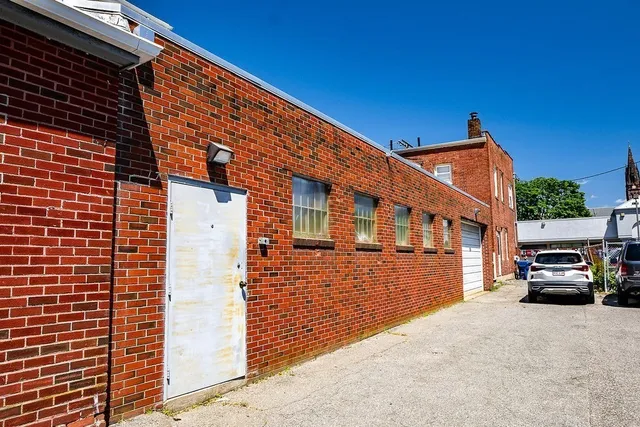 $599,900 | 272 Sawyer Street, New Bedford, MA 02746