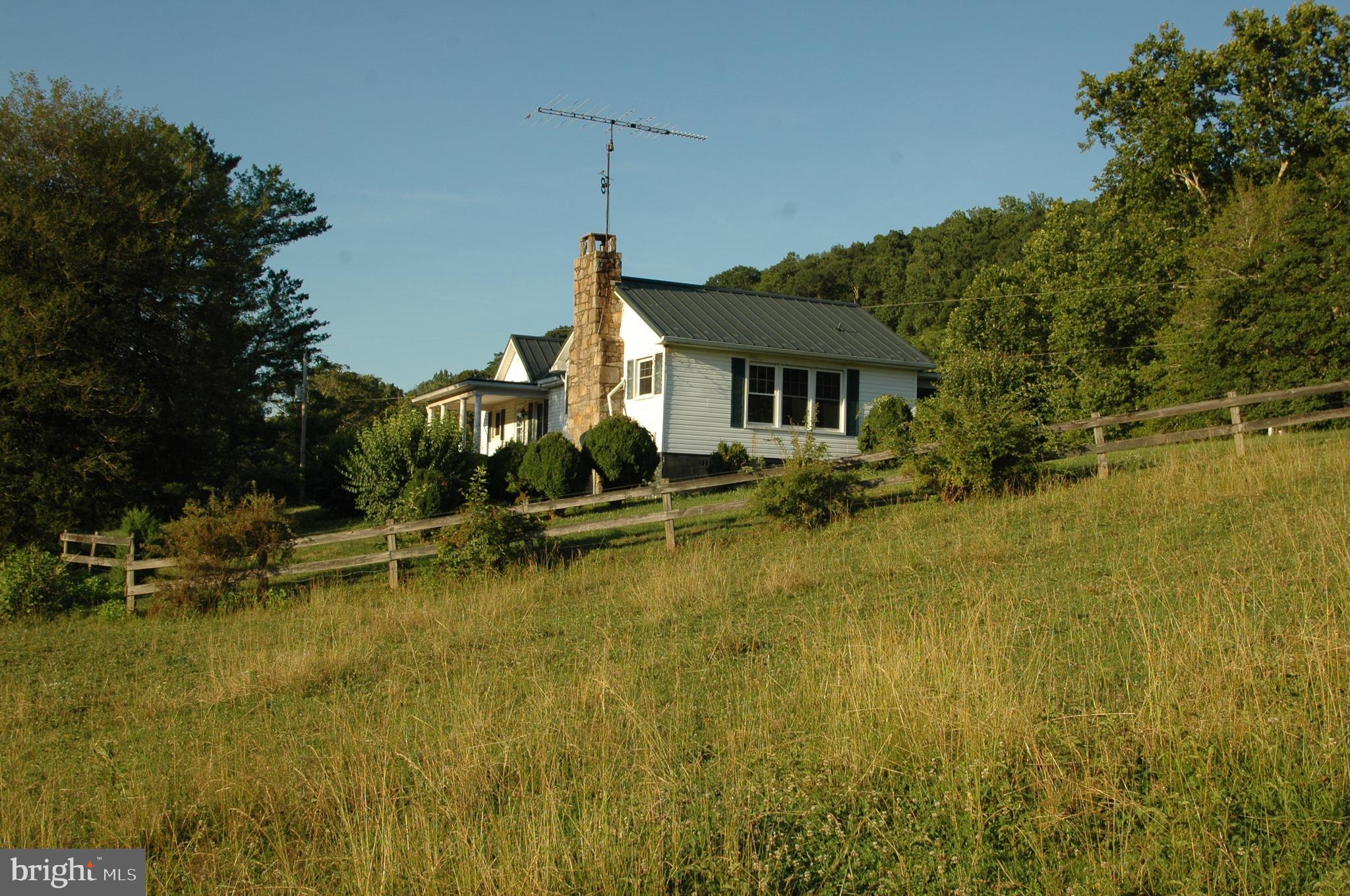 444 Scrabble Road Castleton, VA 22716 - Photo 12 of 39