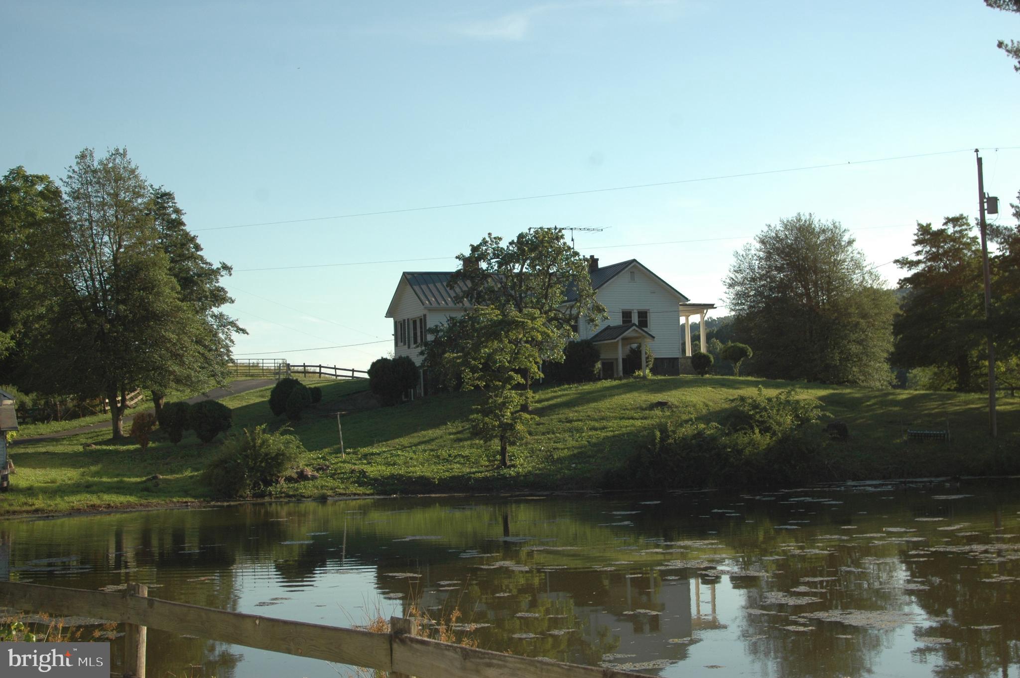 444 Scrabble Road Castleton, VA 22716 - Photo 3 of 39