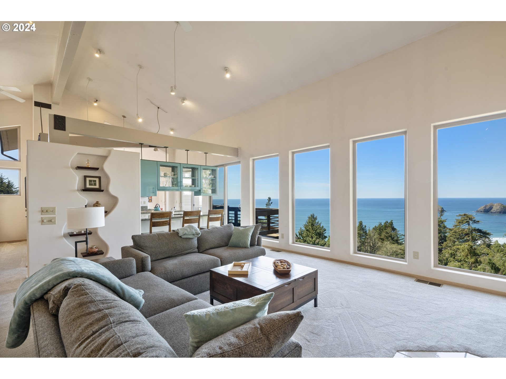 850 Ridgewood Road Oceanside, OR 97141 - Photo 3 of 48 Gallery Image 3