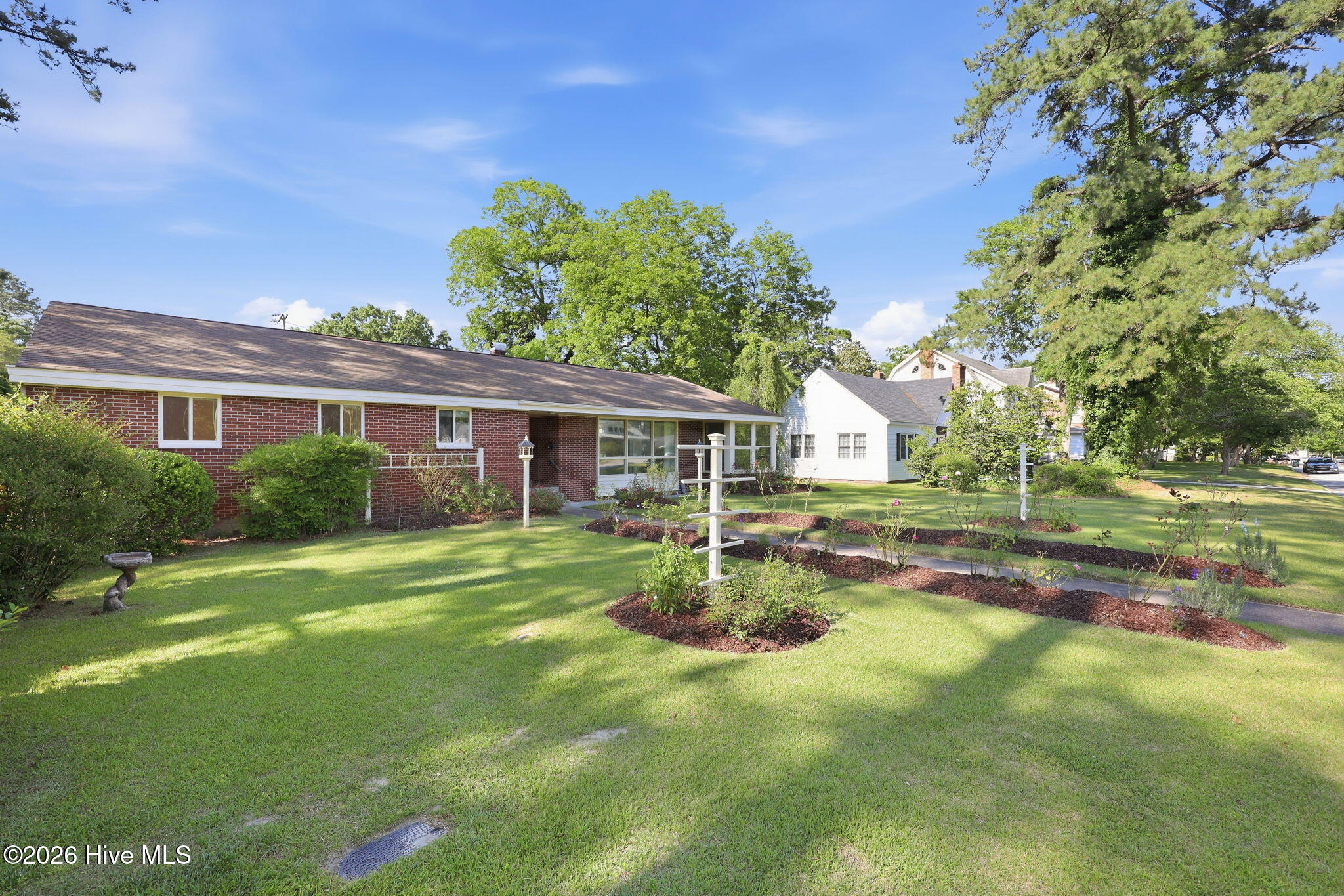 1608 Rhem Avenue New Bern, NC 28560 - Photo 36 of 51 35-web-or-mls-0C0A7152
