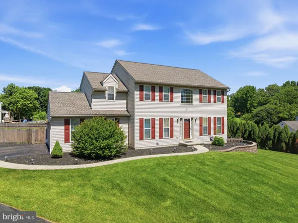 $599,995 | 101 White Doe Drive, Lincoln University, PA 19352
