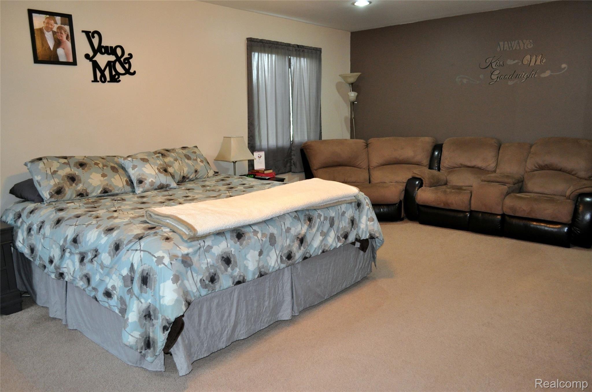 2441 North Irish Road Davison, MI 48423 - Photo 11 of 22 master.jpg