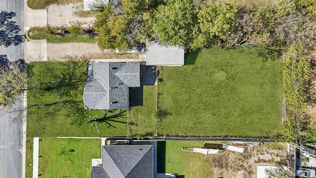 5621 Bonnie Drive Watauga, TX 76148 - Photo 38 of 40 an aerial view of a house with a garden