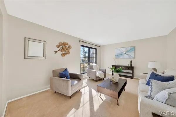 $2,695 | 1287 Still House Creek Road, Chesterfield, MO 63017