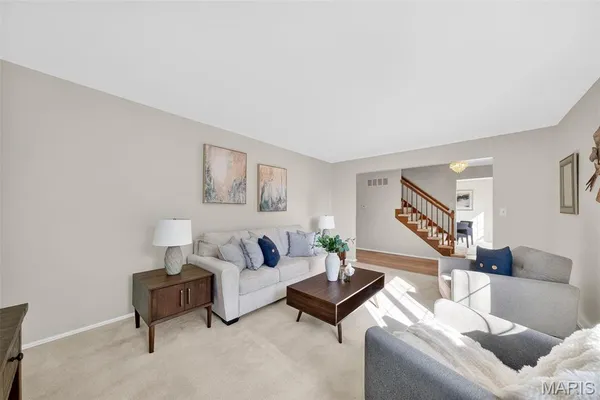 $2,695 | 1287 Still House Creek Road, Chesterfield, MO 63017