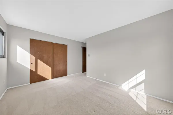 $2,695 | 1287 Still House Creek Road, Chesterfield, MO 63017