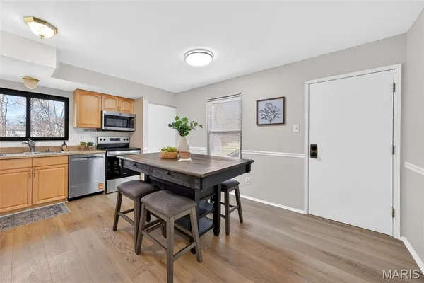 $2,695 | 1287 Still House Creek Road, Chesterfield, MO 63017