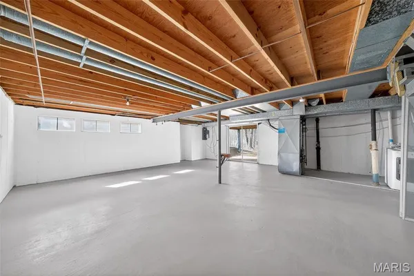 $2,695 | 1287 Still House Creek Road, Chesterfield, MO 63017