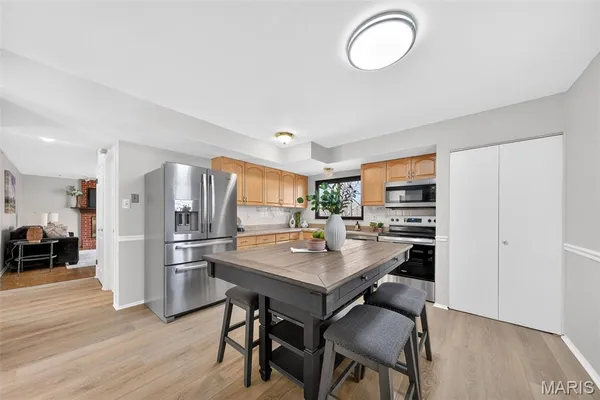 $2,695 | 1287 Still House Creek Road, Chesterfield, MO 63017