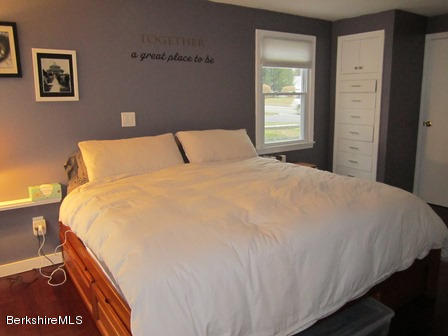 240 Sand Springs Road Williamstown, MA 01267 - Photo 11 of 25 master