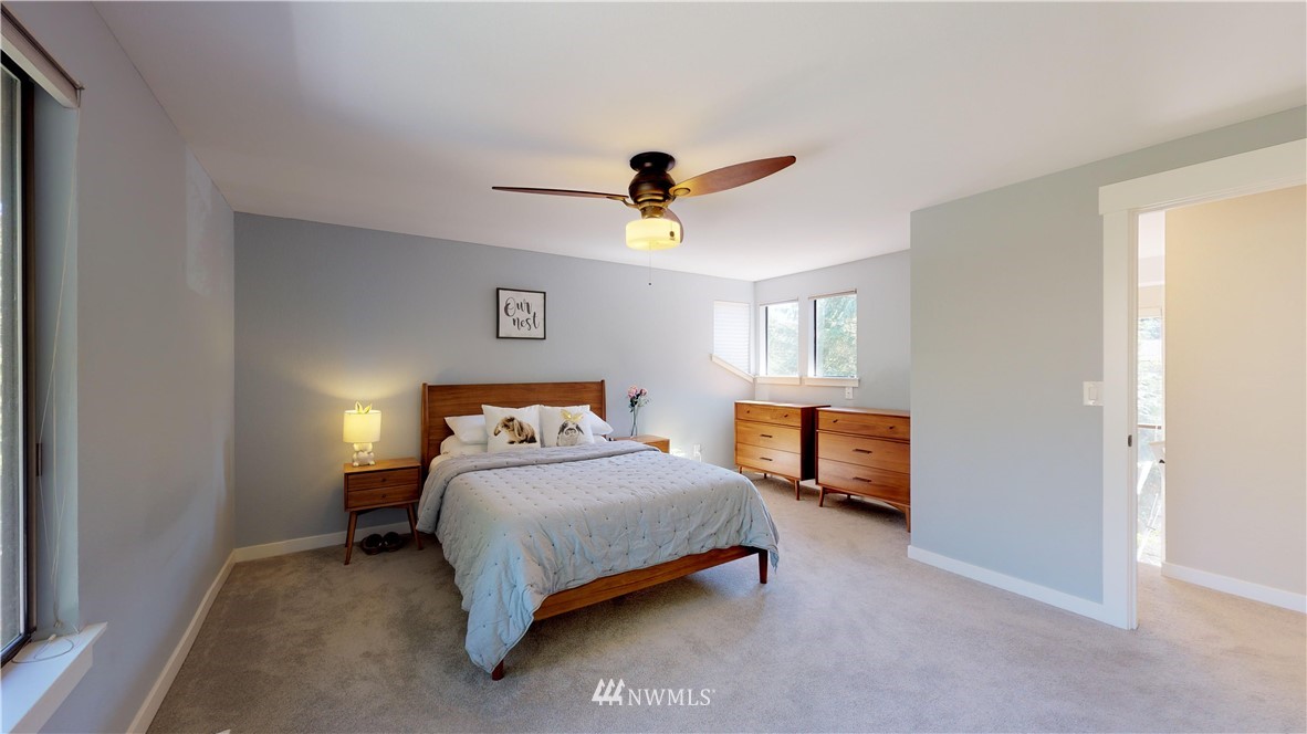 16018 Southeast 166 Street Renton, WA 98058 - Photo 13 of 24 Gallery Image 13