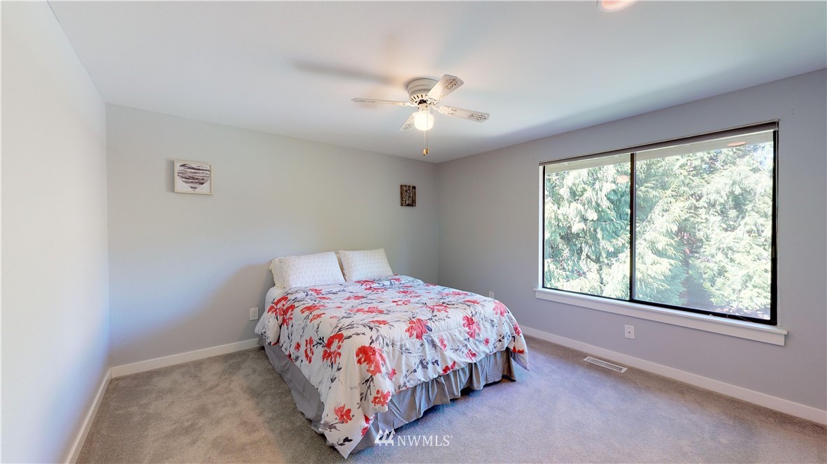 16018 Southeast 166 Street Renton, WA 98058 - Photo 19 of 24 Gallery Image 19