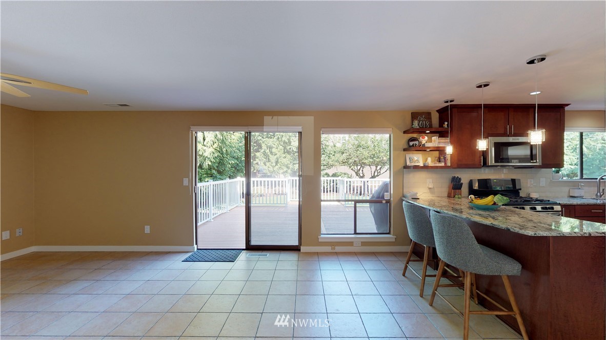 16018 Southeast 166 Street Renton, WA 98058 - Photo 8 of 24 Gallery Image 8