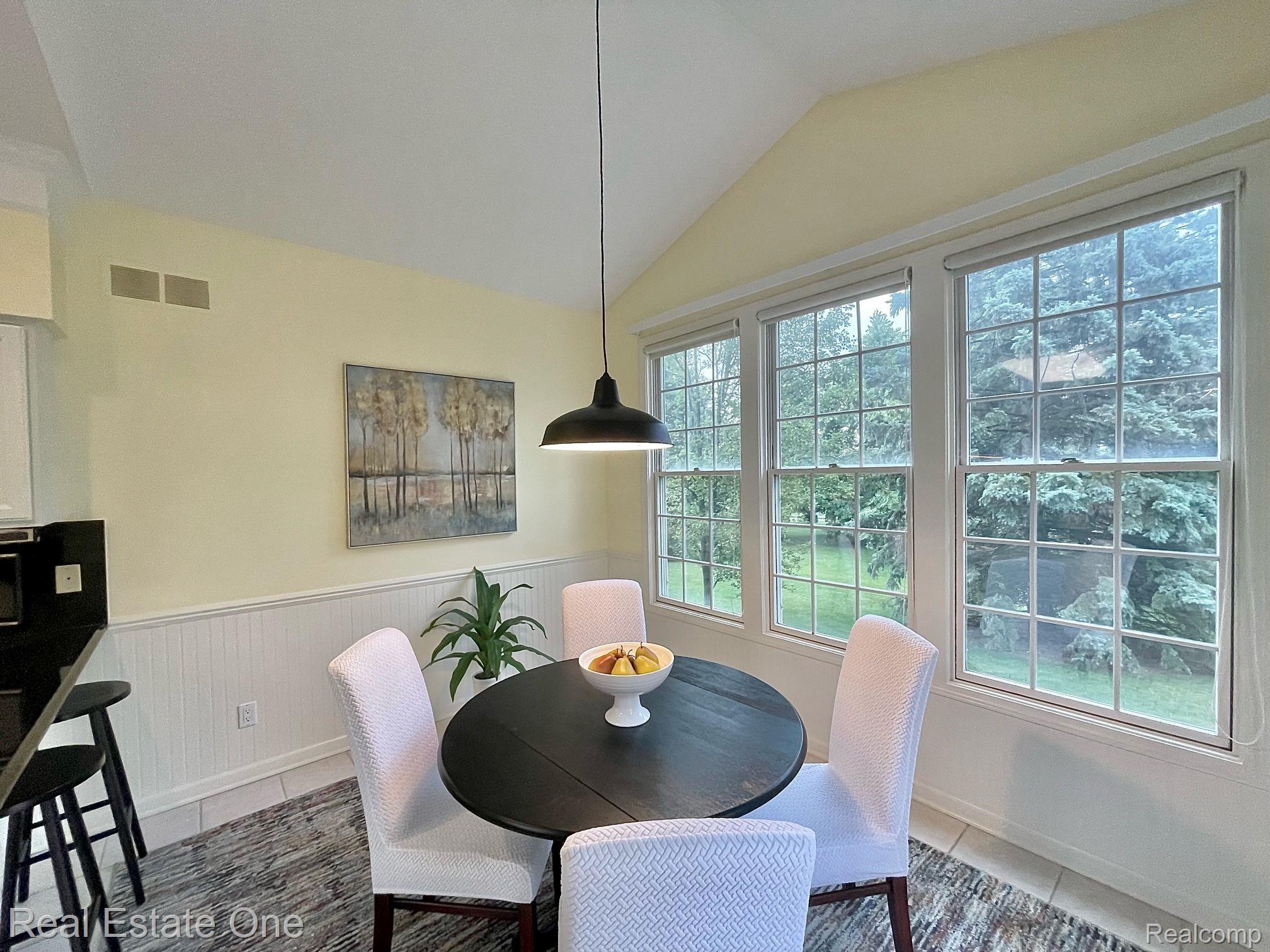 1334 Copper Circle Rochester, MI 48306 - Photo 10 of 27 Gallery Image 10