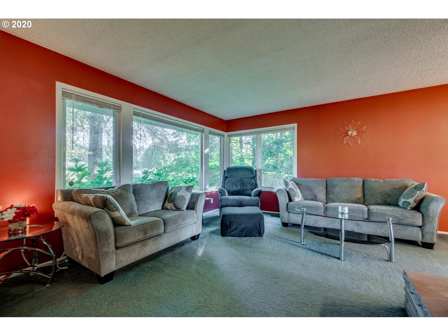 40485 Southwest Laurelwood Road Gaston, OR 97119 - Photo 5 of 31 Gallery Image 5