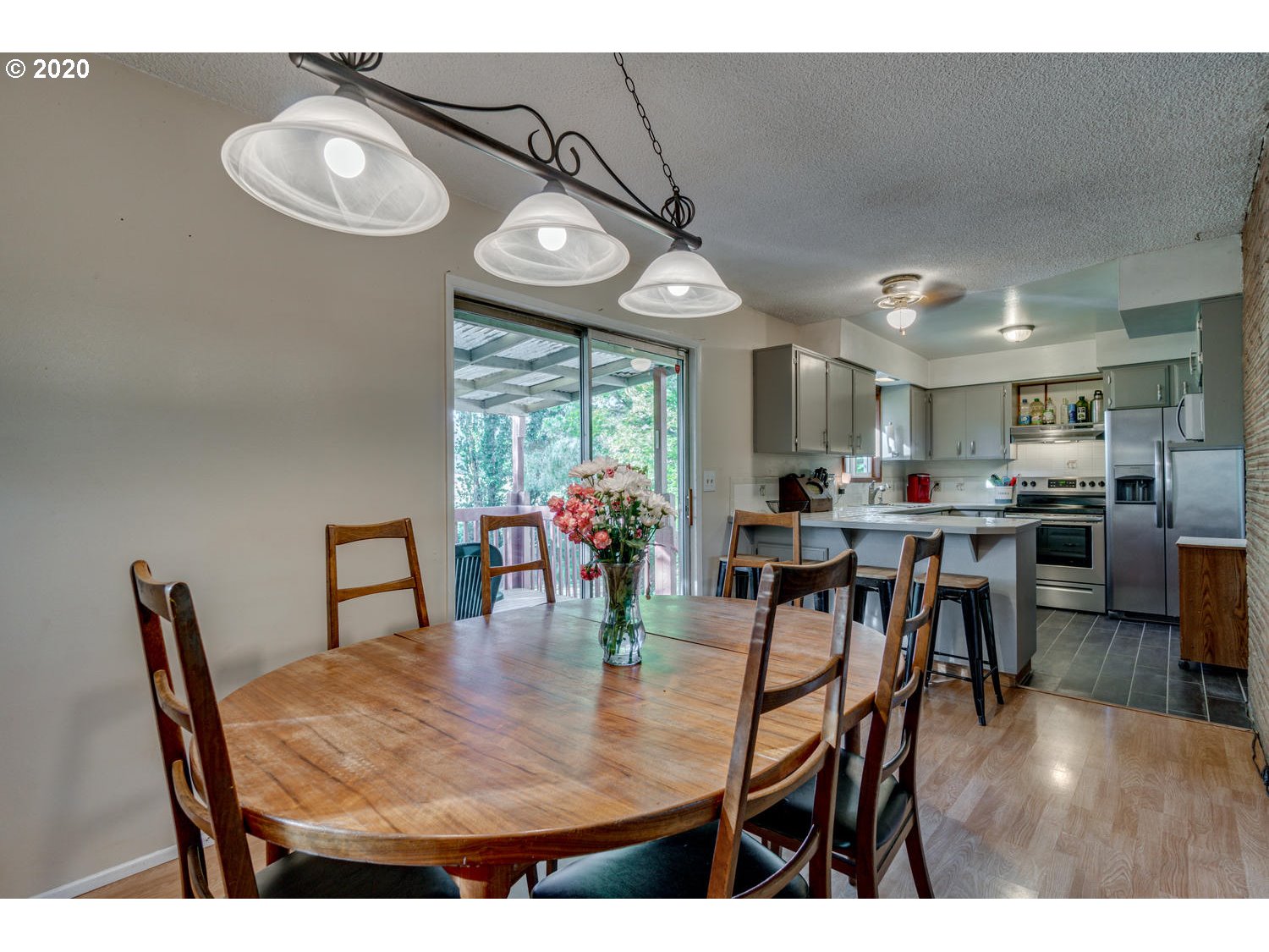 40485 Southwest Laurelwood Road Gaston, OR 97119 - Photo 6 of 31 Gallery Image 6