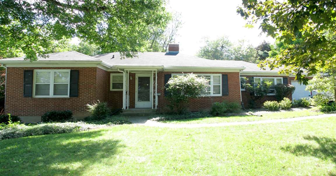 216 Edgewood Road Staunton, VA 24401 - Photo 1 of 28 Gallery Image 1