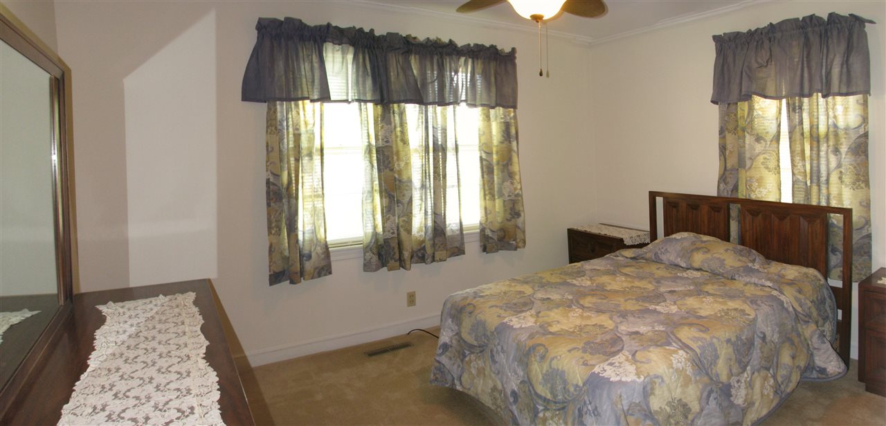 216 Edgewood Road Staunton, VA 24401 - Photo 15 of 28 Gallery Image 15