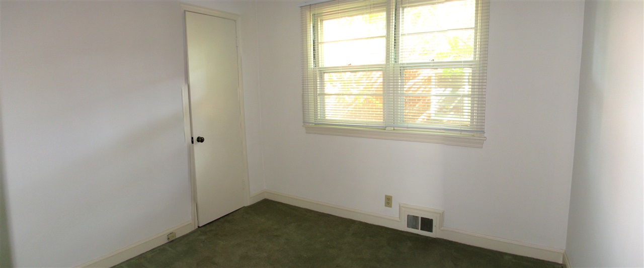 216 Edgewood Road Staunton, VA 24401 - Photo 16 of 28 Gallery Image 16