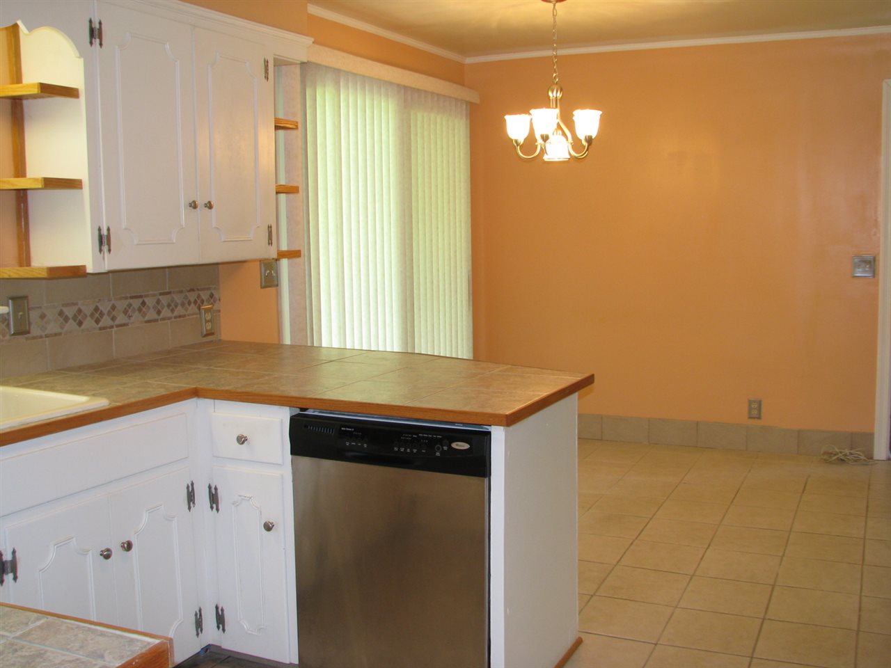 216 Edgewood Road Staunton, VA 24401 - Photo 9 of 28 Gallery Image 9