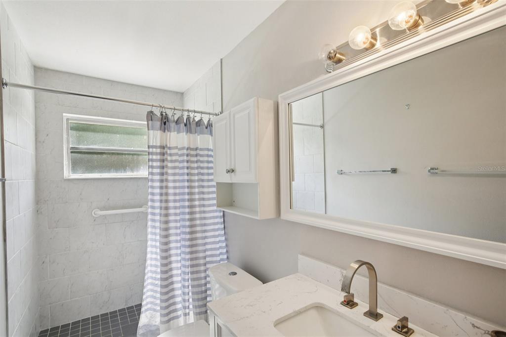 2461 Rhodesian Drive, Unit 7 Clearwater, FL 33763 - Photo 21 of 28