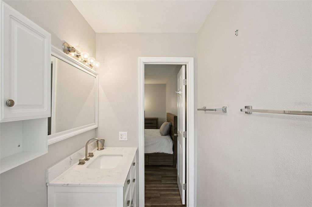 2461 Rhodesian Drive, Unit 7 Clearwater, FL 33763 - Photo 22 of 28