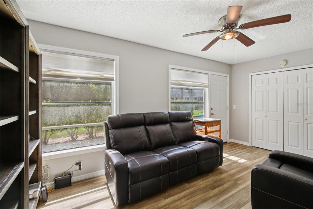 2461 Rhodesian Drive, Unit 7 Clearwater, FL 33763 - Photo 24 of 28