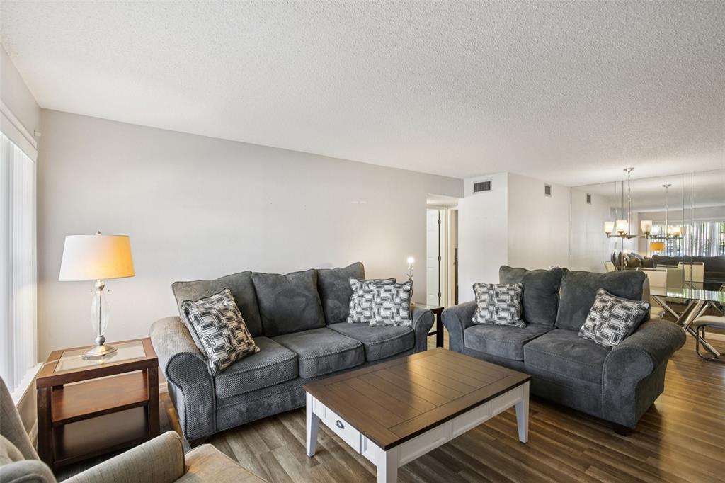 2461 Rhodesian Drive, Unit 7 Clearwater, FL 33763 - Photo 4 of 28