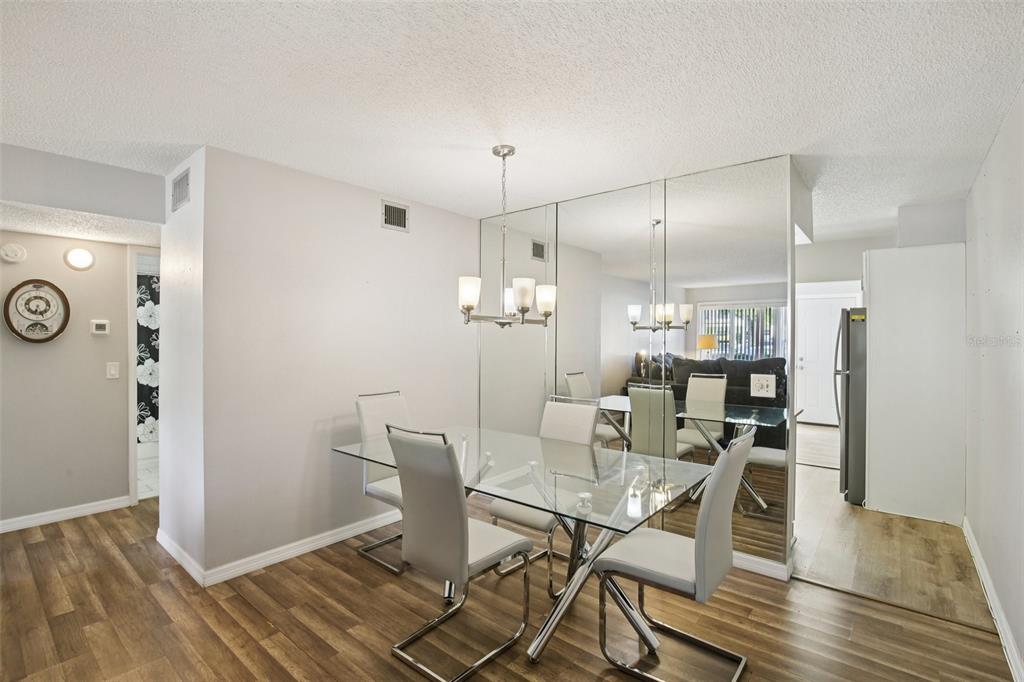 2461 Rhodesian Drive, Unit 7 Clearwater, FL 33763 - Photo 8 of 28