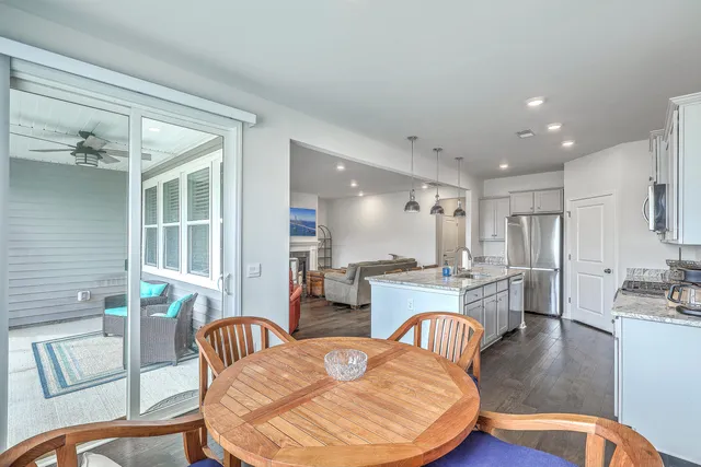 $499,998 | 431 Canal Crossing Way, Huger, SC 29450