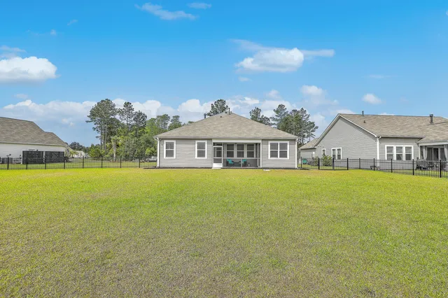 $499,998 | 431 Canal Crossing Way, Huger, SC 29450