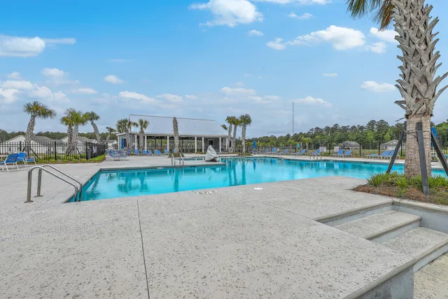 $499,998 | 431 Canal Crossing Way, Huger, SC 29450