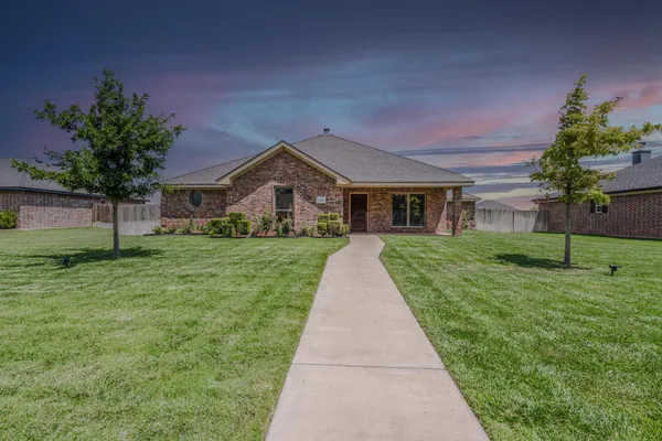 $359,000 | 1608 Northeast 6th Street, Dumas, TX 79029