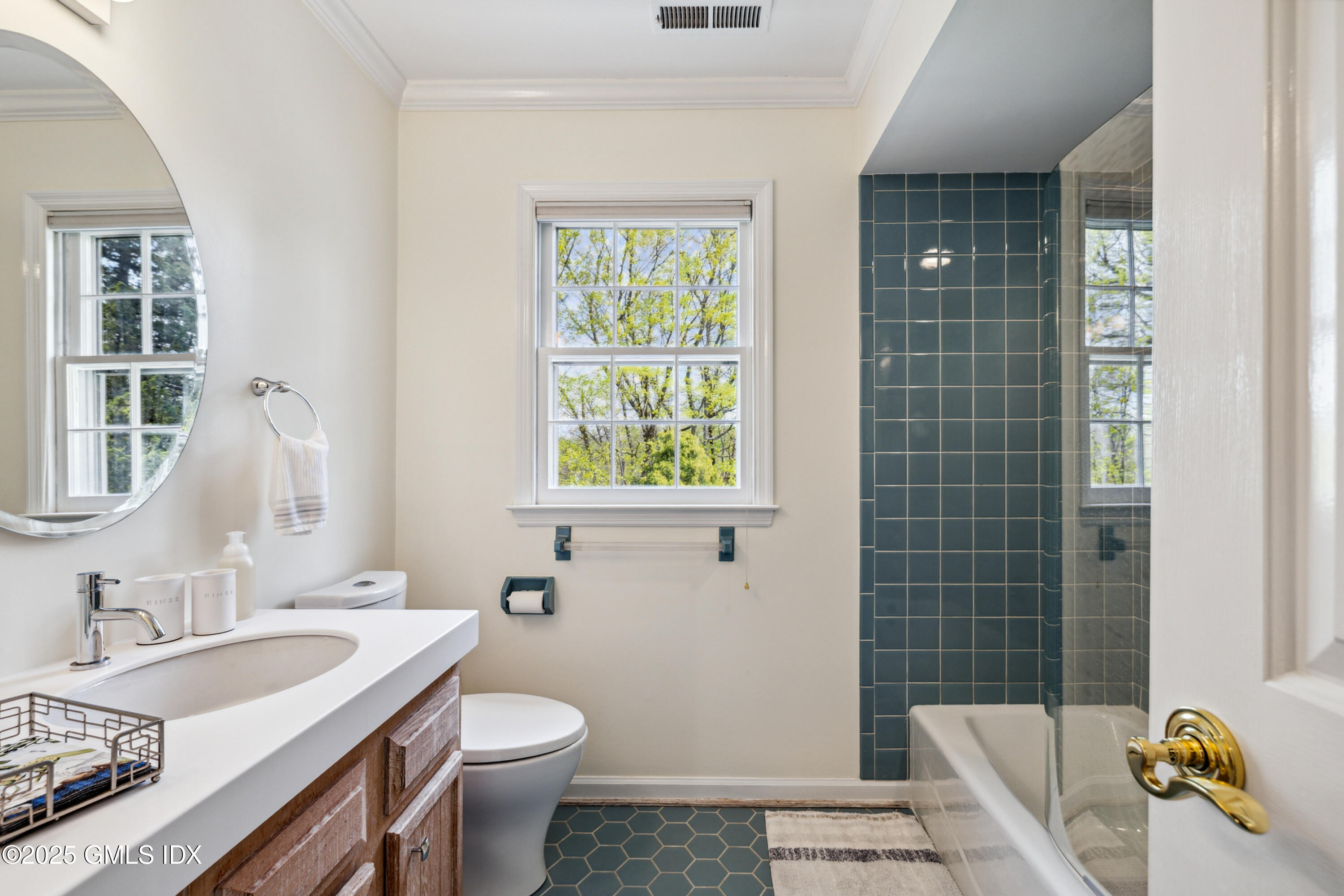 512 North Street Greenwich, CT 06830 - Photo 21 of 36 2E0A8882