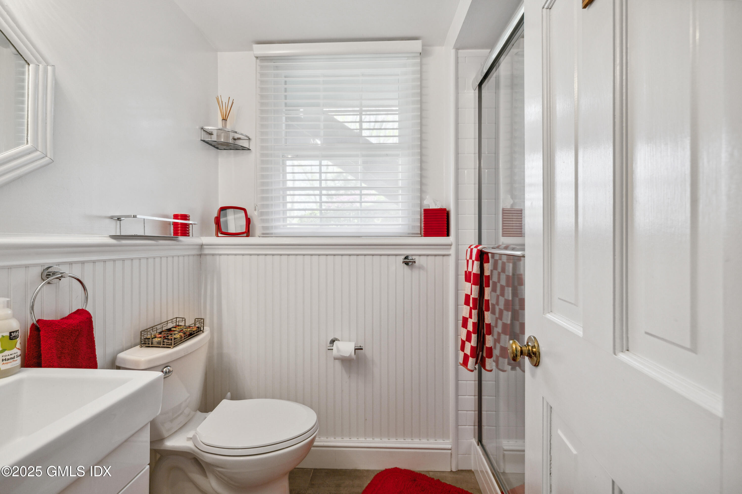 512 North Street Greenwich, CT 06830 - Photo 28 of 36 2E0A8797
