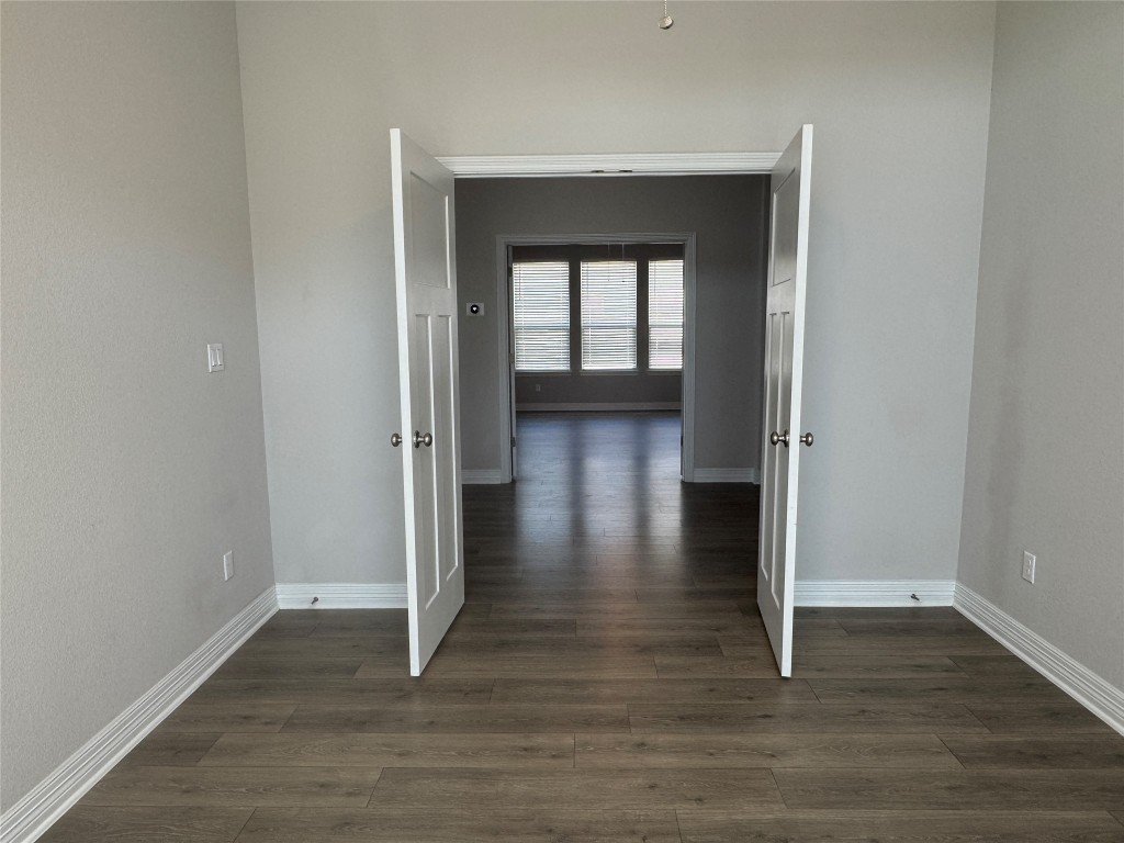 812 Karst Cove Georgetown, TX 78628 - Photo 14 of 40