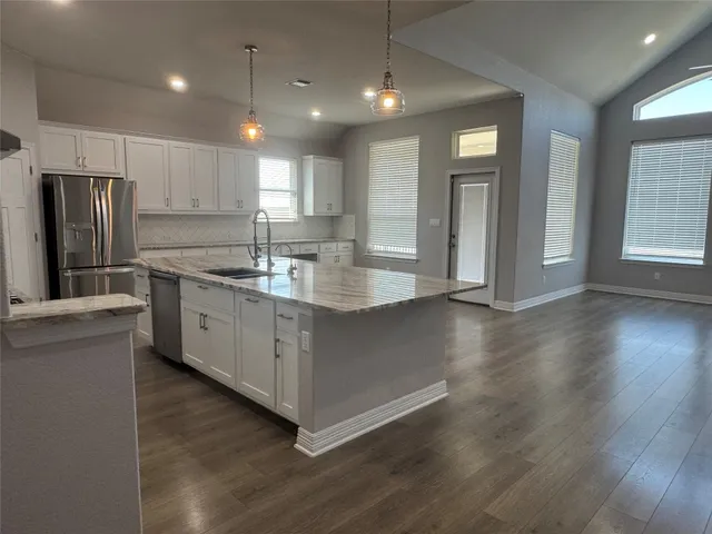 $2,800 | 812 Karst Cove, Georgetown, TX 78628